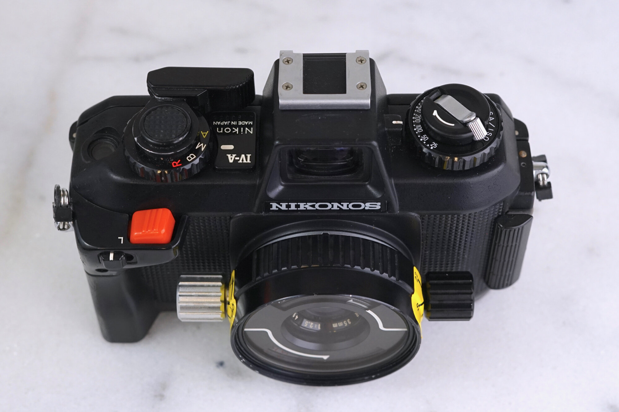 カメラ フィルムカメラ Nikon Nikonos IV-A Underwater Dive Camera with Nikkor 35mm F/2.5 
